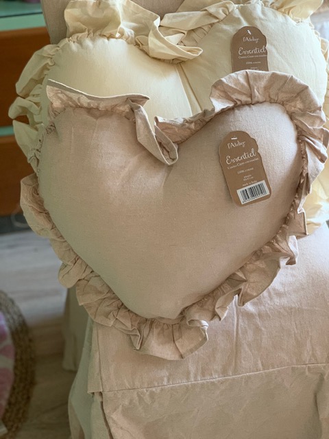 Cuscino cuore-beige-50x55 cm-essentiel-l'atelier 17 - Chiara Home